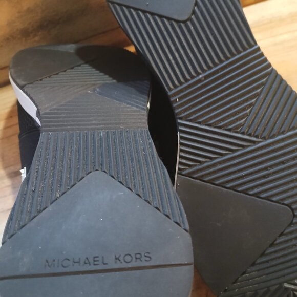Michael Kors Felix Scuba and Mesh Sneaker Size 8 - Picture 4 of 9